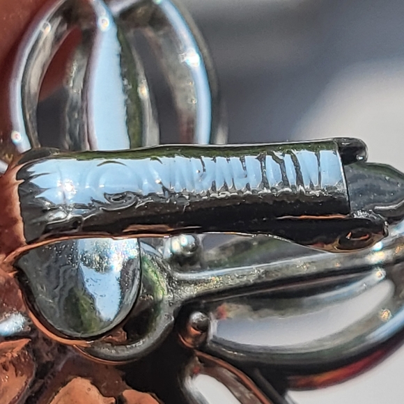 Vintage Sarah Coventry flower design bracelet,earrings,brooch set - Picture 3 of 7